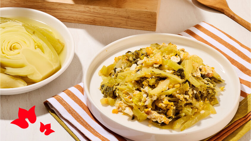 Stir-Fried Pickled Mustard Greens with Egg